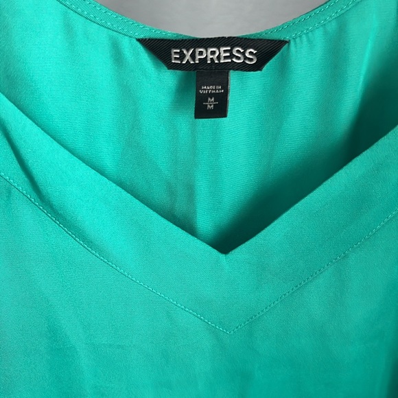 Express Bundle of 3 spaghetti strap Tops Small & Medium - Picture 3 of 11